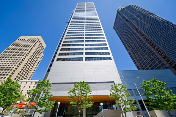 800 5th Ave, Seattle, WA 98104